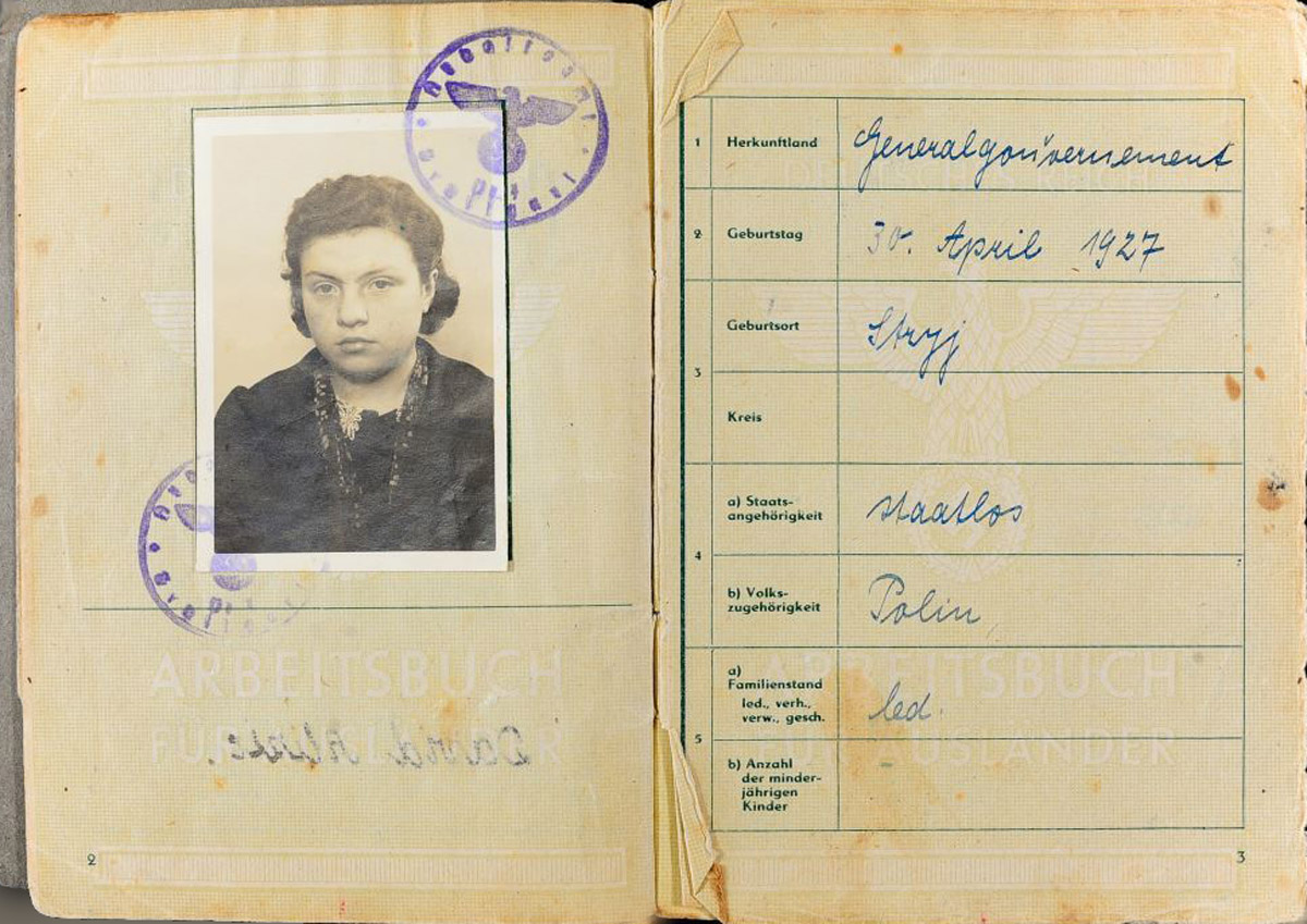 Work Permit from the War Reveals a Complete Journey