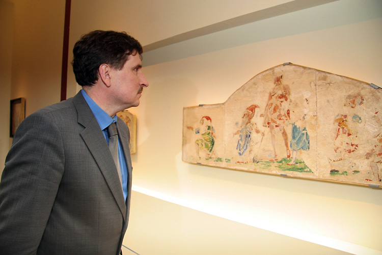 סגן שר התרבות והתיירות האוקראיני ולדיסלב קורנינקו מסייר בתערוכה