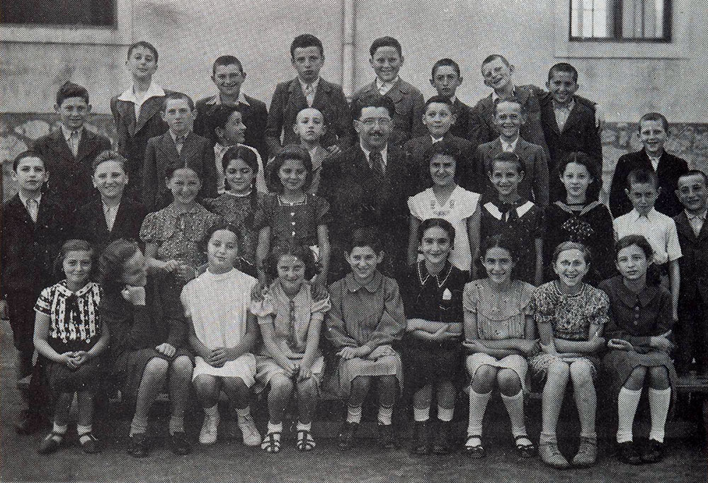 Regresando a la escuela: La historia del Gimnasio Hebreo de Munkács