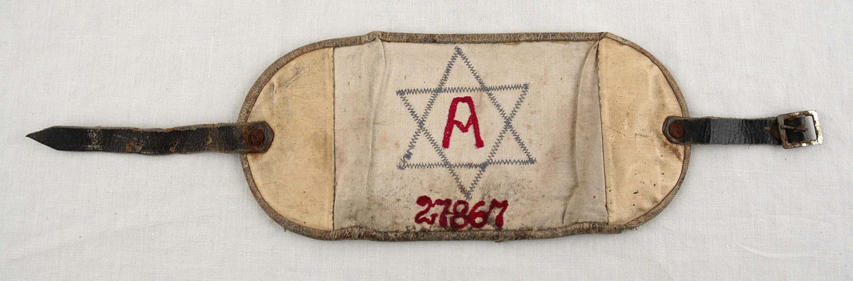 Armband that belonged to Paulina Chiger who survived with her family in the sewers of Lwow thanks to Leopold Socha