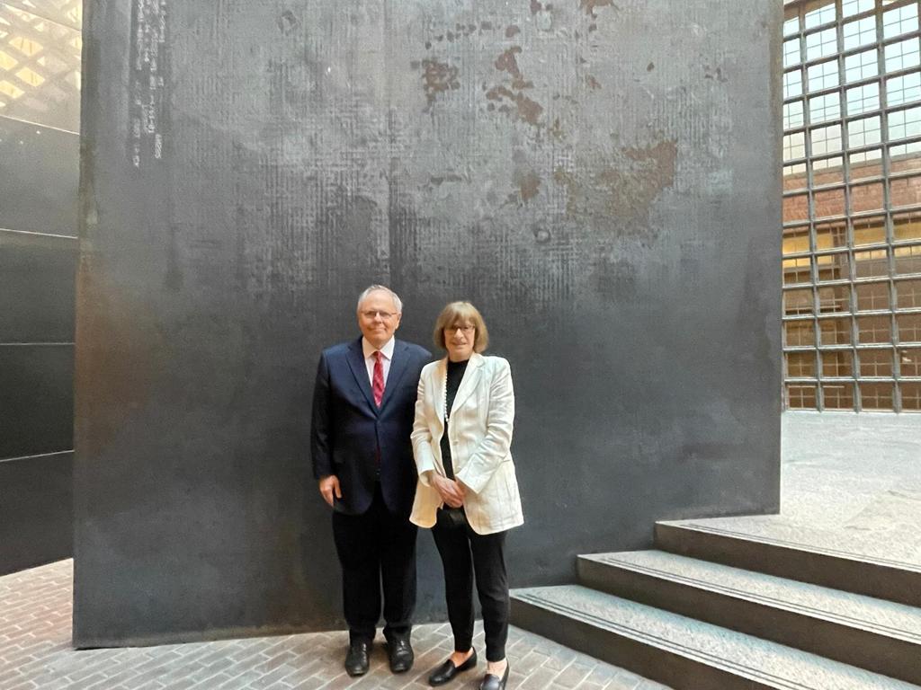 Yad Vashem Chairman Dani Dayan together with Sara J. Bloomfield Director of the United States Holocaust Memorial Museum