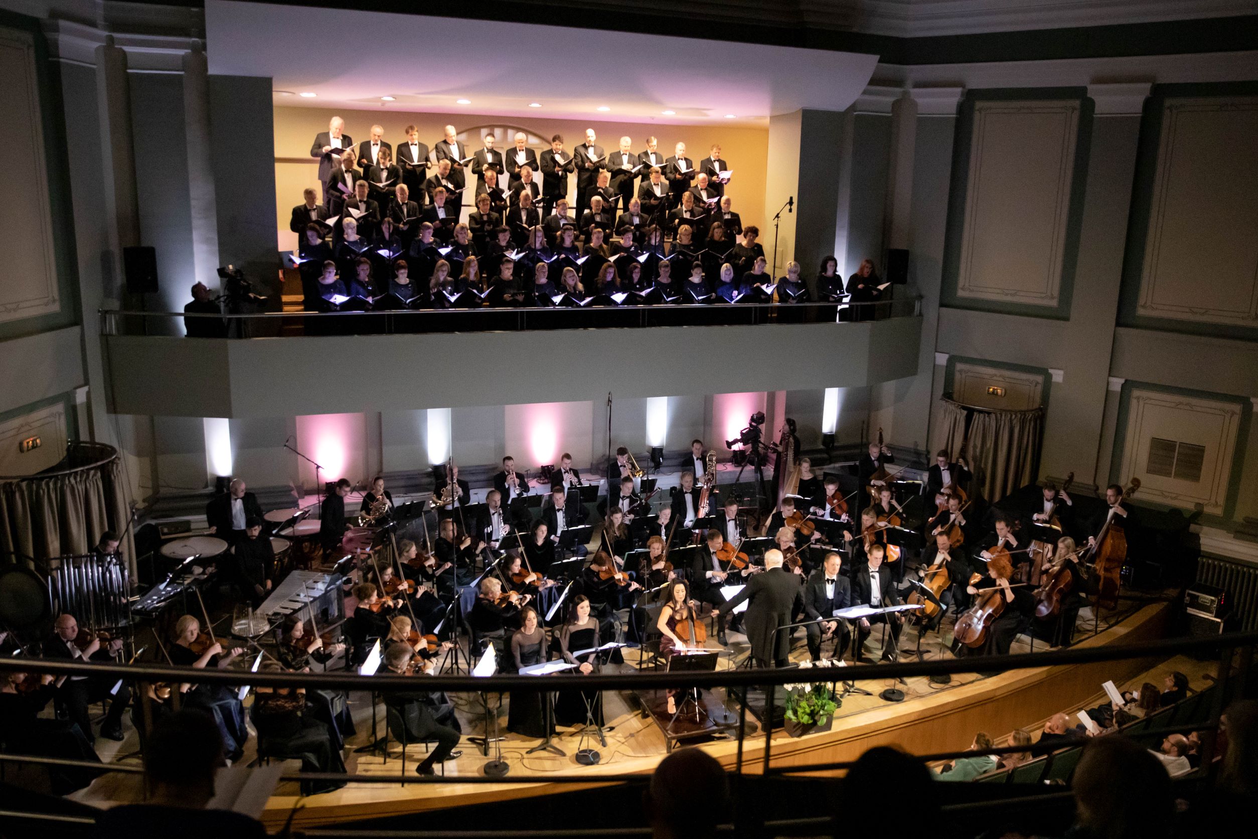 "Vessels of Light Symphony debuts at the Kaunas Concert Hall