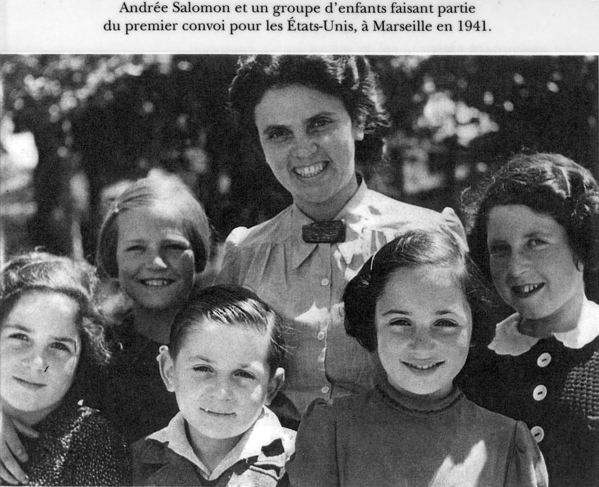 אנדרה סלומון עם קבוצת ילדים, מרסי, צרפת, 1941.