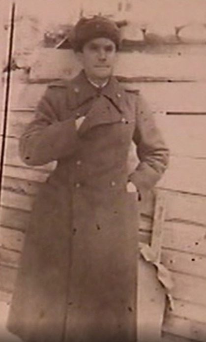 Mikhail Slutsker, 1942.