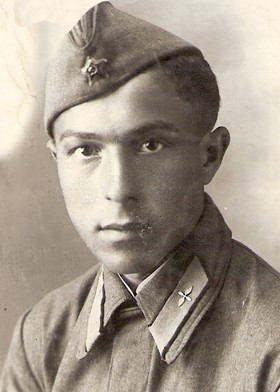 Iosif Birenberg, a wartime photograph.