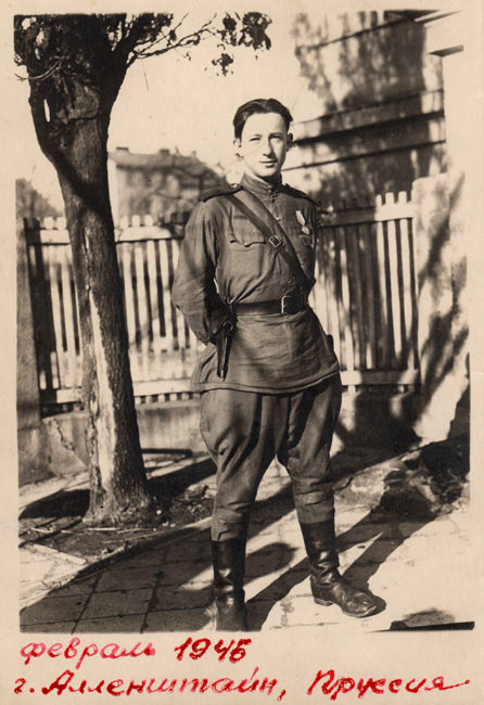 Boris Komskii, 1945