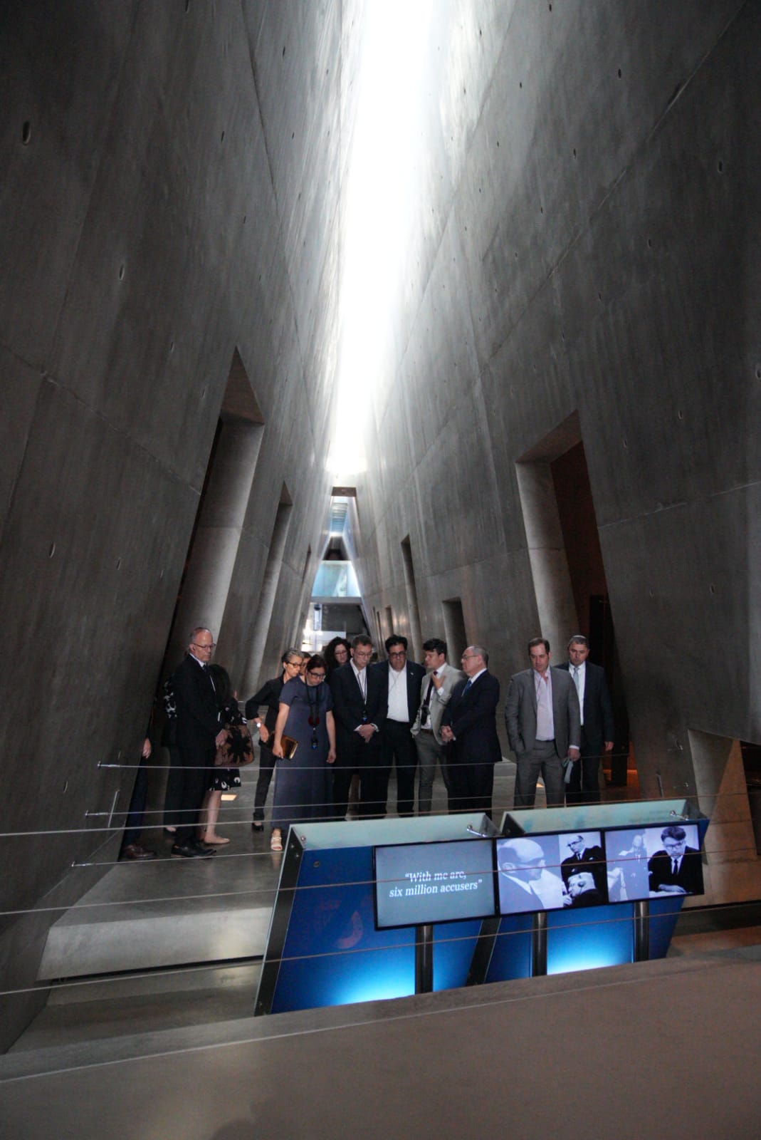 Albert Bourla tours Yad Vashem's Holocaust History Museum with Chairman Dani Dayan 