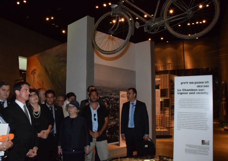 The delegation was fascinated to view the exhibit on the village of Le Chambon-sur-Lignon and its surroundings, whose residents saved Jewish families during the Holocaust