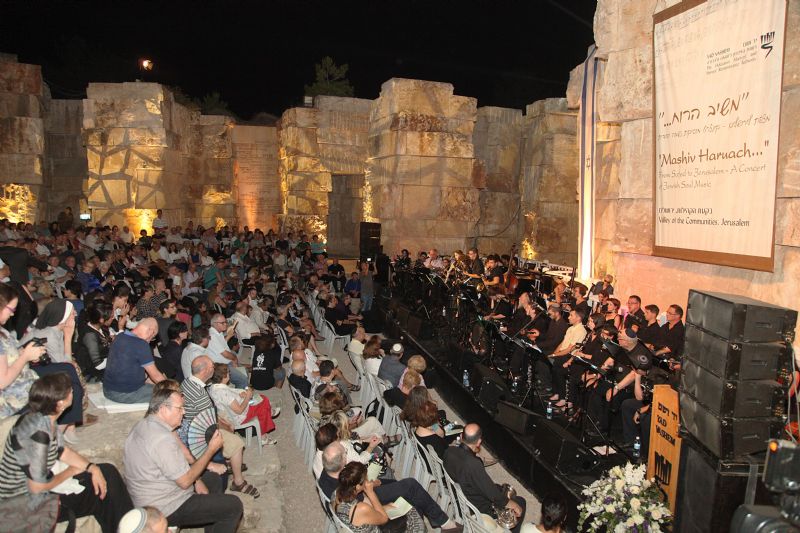 Hundreds of survivors and their families enjoyed the concert