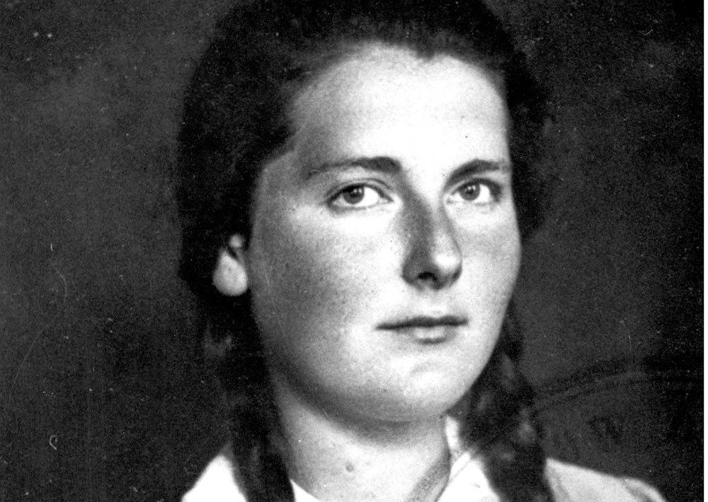 Bialystok, Poland, The portrait of partisan Bronka Klibanski, 1942