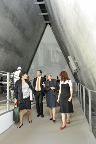 Director-General of UNESCO Irina Georgieva Bokova (second from right) 