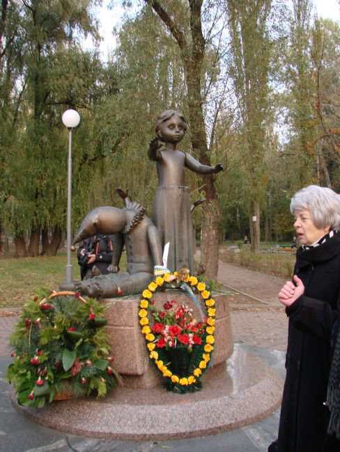 Monument to the children murdered at Babi Yar, opened in 2001. Photo by Arkadi Zeltser.