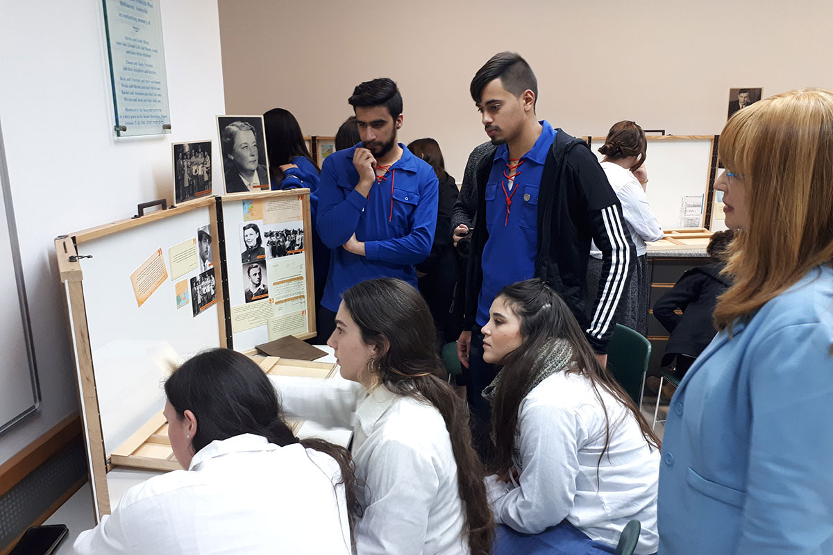 Educational activity for youth at Yad Vashem