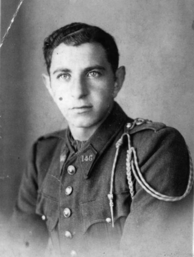 Bernard Chaimovitch, lors de son service dans les rangs de l’armée française, 1939/40