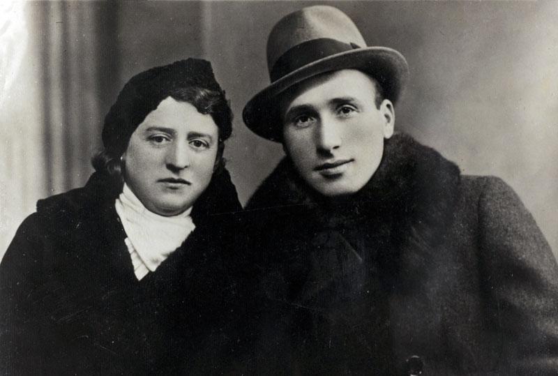 Bela and Shmuel Winokur, Dwora's parents, circa 1930