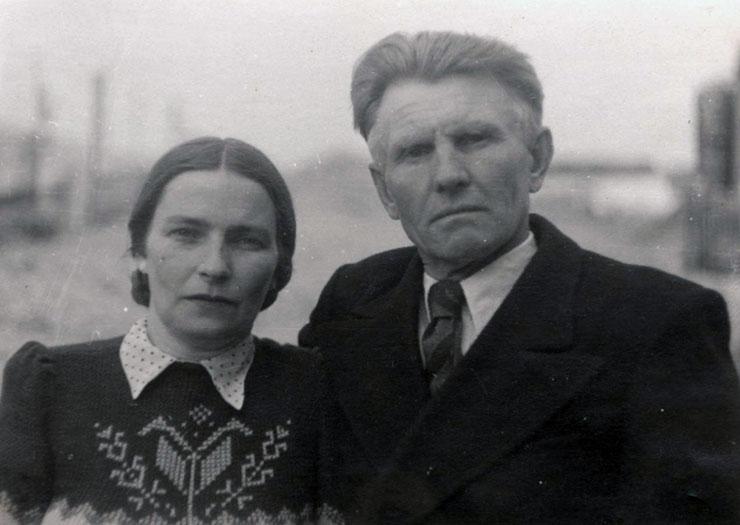 Спаситель Ефим Булдов и спасенная Зинаида Зевина, 1949 год
