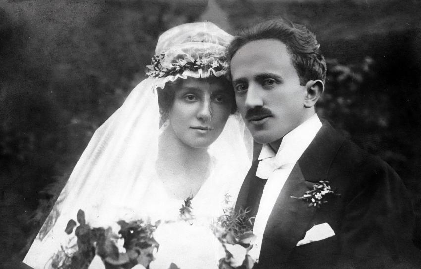אסתר-ארנה ויוסף טירס ביום חתונתם. פולין, 1921