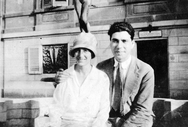 Anna y Luigi en su luna de miel, 1921