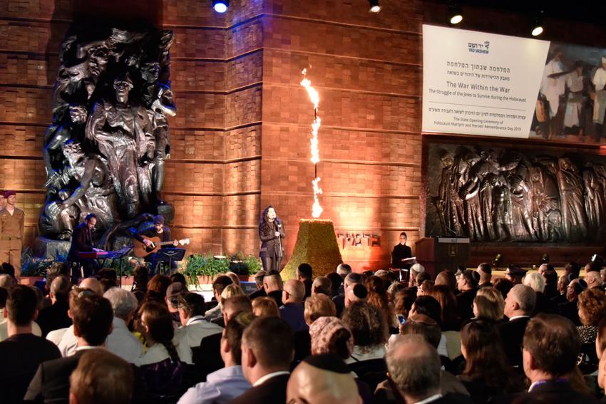 Fotos offizieller Veranstaltungen am Gedenktag für die Märtyrer und Helden des Holocaust 2019
