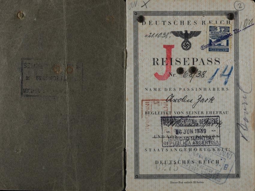Pasaporte de Minna y Aron Zack, emitido en octubre de 1938 en Neidenburg, Alemania, válido por un año