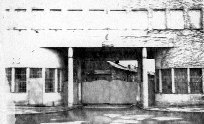 辛德勒金属加工厂入口，战后波兰普拉绍夫。