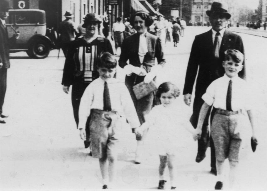 The Bader family. Köln, Germany, 1934
