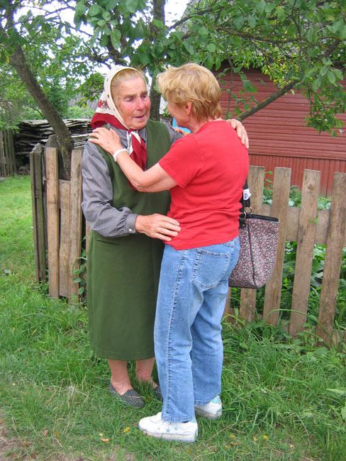Встреча Янины и Эстер в Ивье. 2007 год