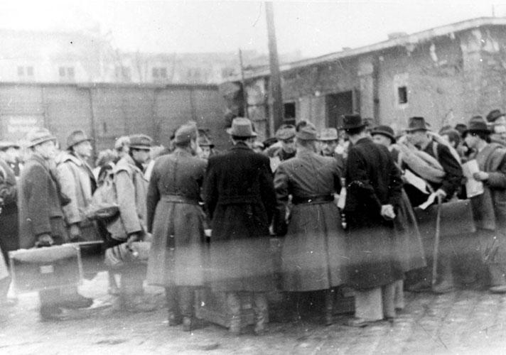 Евреи, находившиеся под охраной шведского отделения организации Красного Креста