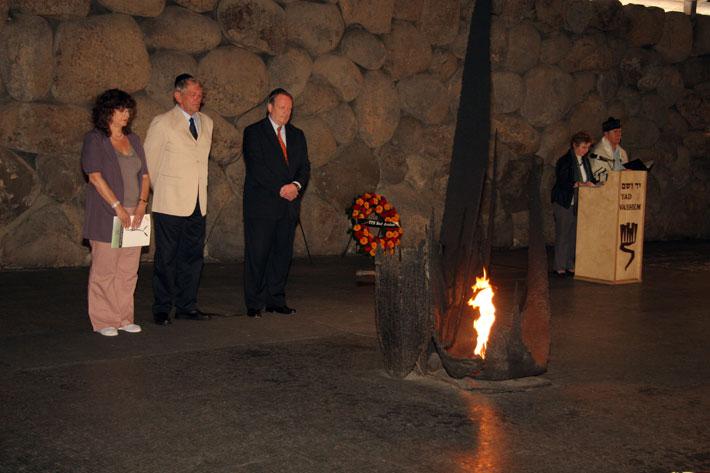 Memorial Ceremony in the Hall of Remembrance; (from left) Director of the Righteous Among the Nations Department Irena Steinfeldt, Henk Brink, Dutch Ambassador to Israel H.E Michiel den Hond