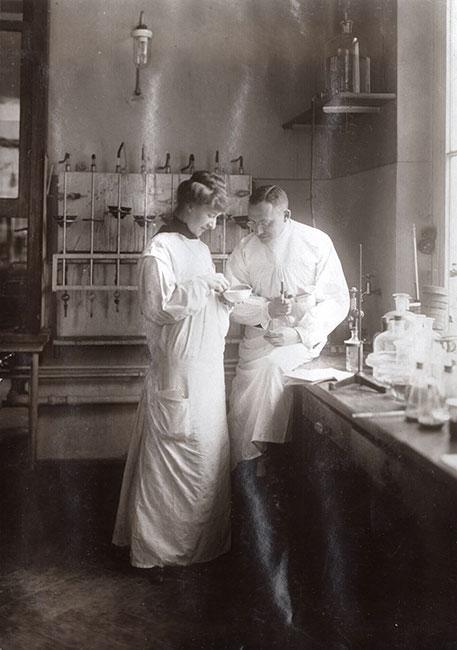 Professor Hermann Zondek in a laboratory in the hospital in Berlin, 1920s
