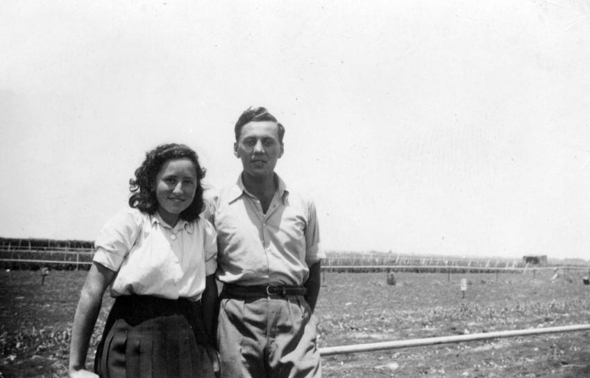 Max and Edith Hellmann. Eretz Israel, 1944