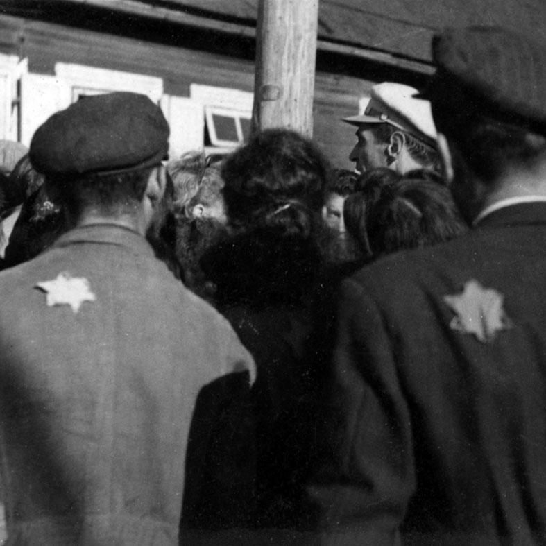 הצלת יהודים בידי יהודים בליטא בתקופת השואה