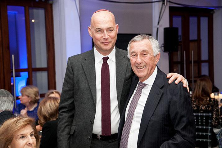 Yad Vashem – UK Foundation Chairman Simon Bentley with Yad Vashem Donor and Trustee of The Archie Sherman Charitable Trust Michael Gee, at the Gala Dinner