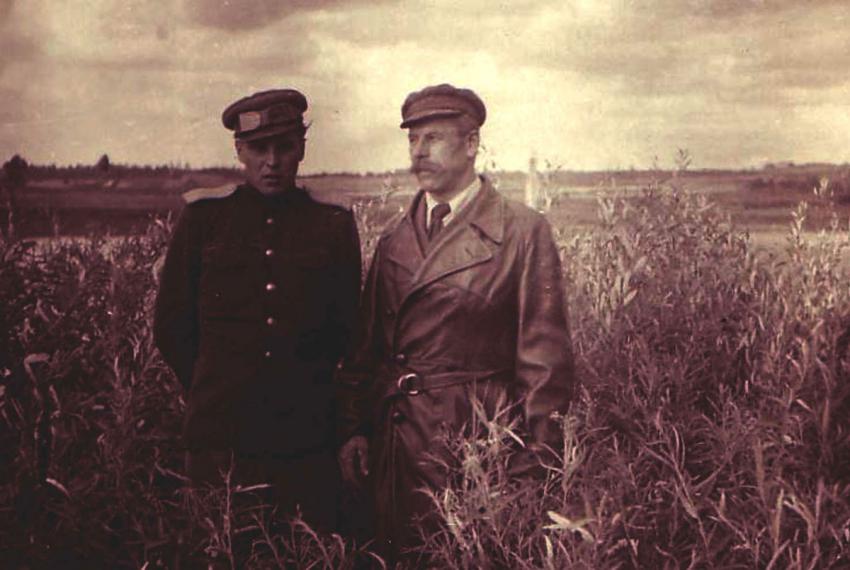 Antanas Babonas (right)