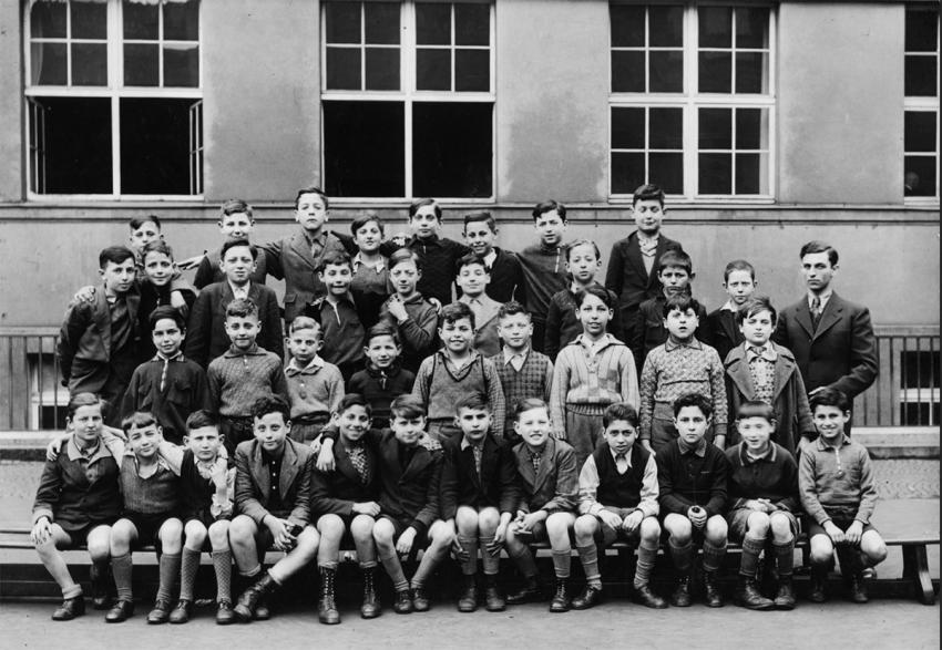 Pupils at the Jewish school in Köln, Germany, 1938