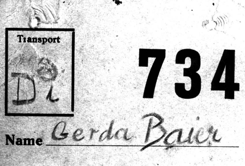 Gerda Baier’s certificate of deportation to Theresienstadt, July 13, 1943