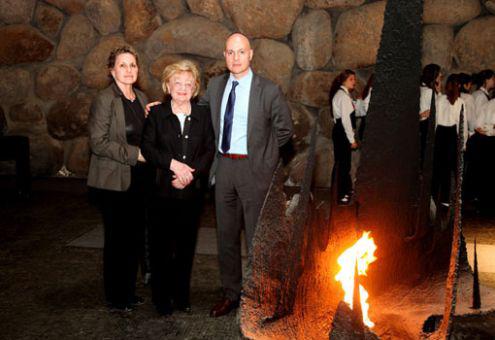 Rose Moskowitz (center) and her children, Sonia Gordon (left) and Mark Moskowitz (right), visited Yad Vashem on Holocaust Remembrance Day, 19 April 2012