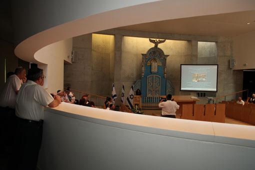 Tribute ceremony in honor of Avraham Harshalom at the Synagogue of Yad Vashem