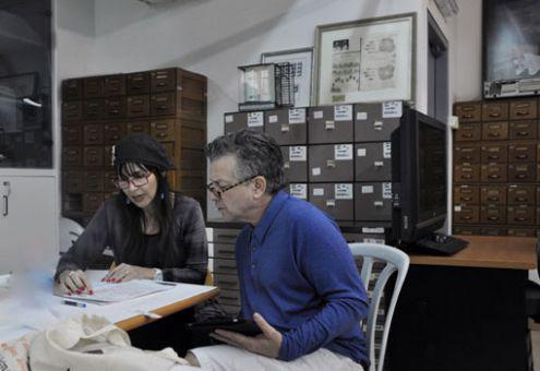 On 23 March 2012 Craig Snider (right) was accompanied by Sari Granitza, Deputy Managing Director of the International Relations Division, on a visit to the Yad Vashem Archives, where he saw documents regarding his family members