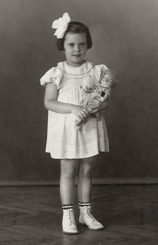 Ruth Pressburger antes de la Segunda Guerra Mundial