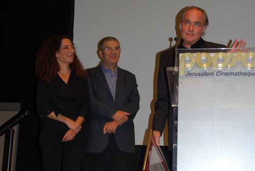 Michael Verhoeven (right) receiving the &quot;Avner Shalev Yad Vashem Chairman's Award&quot; at the 2009 Jerusalem International Film Festival