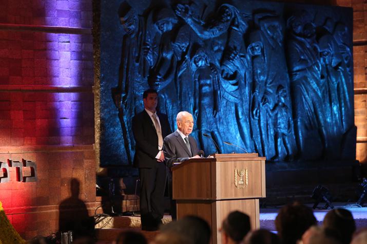 President of Israel, Shimon Peres speaks at the State opening ceremony at Yad Vashem