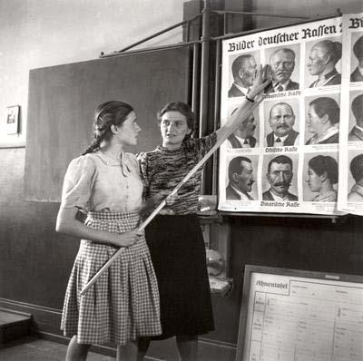 一所德国女校开设的种族教育课程，1943年