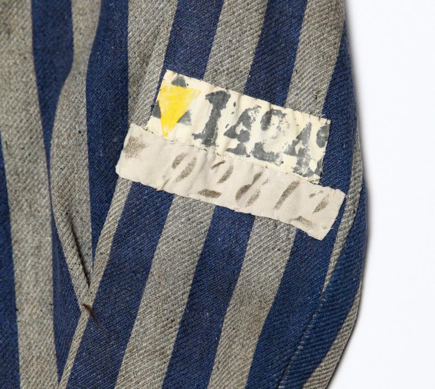 Prisoner number and marking on Ruth Bensinger's dress
