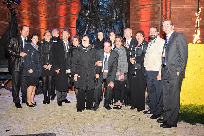 Participantes del Seminario de Líderes de Argentina, Ecuador, Miami y México, durante la Ceremonia Conmemorativa de Yom Hashoá 2015