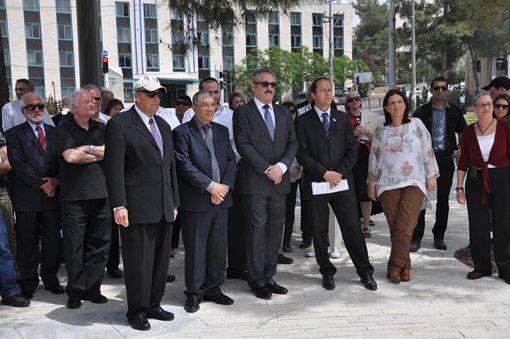 Dedication ceremony on 1 May 2013 of The Yad Vashem Square generously endowed by The Wilf Families