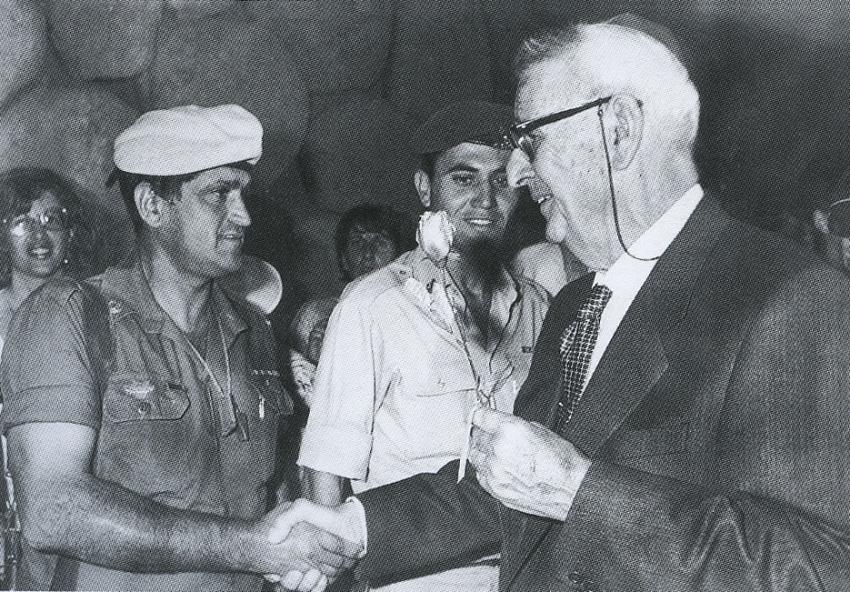 Giorgio Perlasca en la ceremonia en Yad Vashem, septiembre 1989