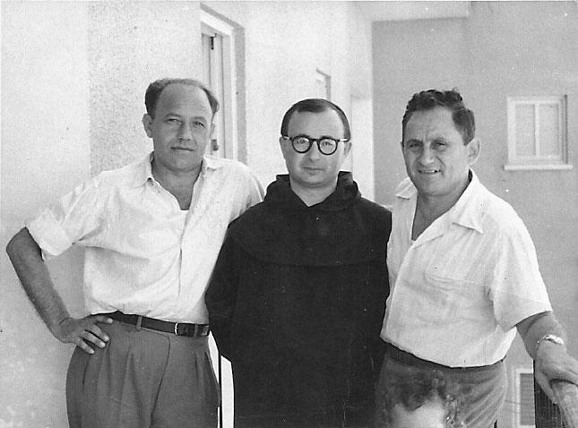 Oswald Rufeisen (center). To his right – Dov (Beretzke) Reznik