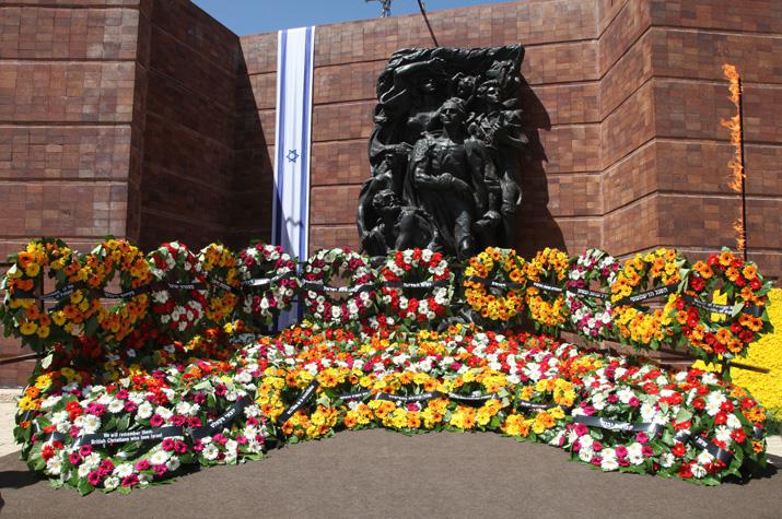Wreaths in the Warsaw Ghetto Square after the ceremony