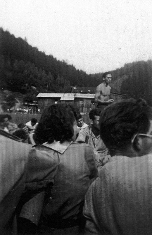Fredy Hirsch participe à un camp d’été des Maccabiades. Tchécoslovaquie, 1939